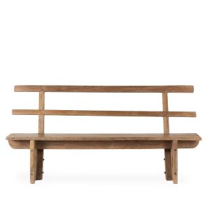 Bancos antiguos enormemente decorativos.