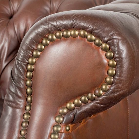 Photo détail du canapé en cuir Cambridge.