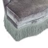 Fauteuil rétro design gris pour aménagement de cafétérias.