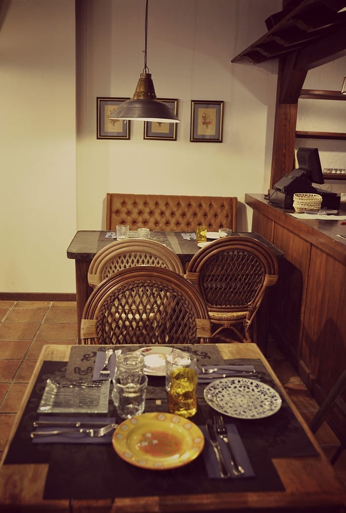Imágen del mobiliario vintage para restaurantes Francisco Segarra.