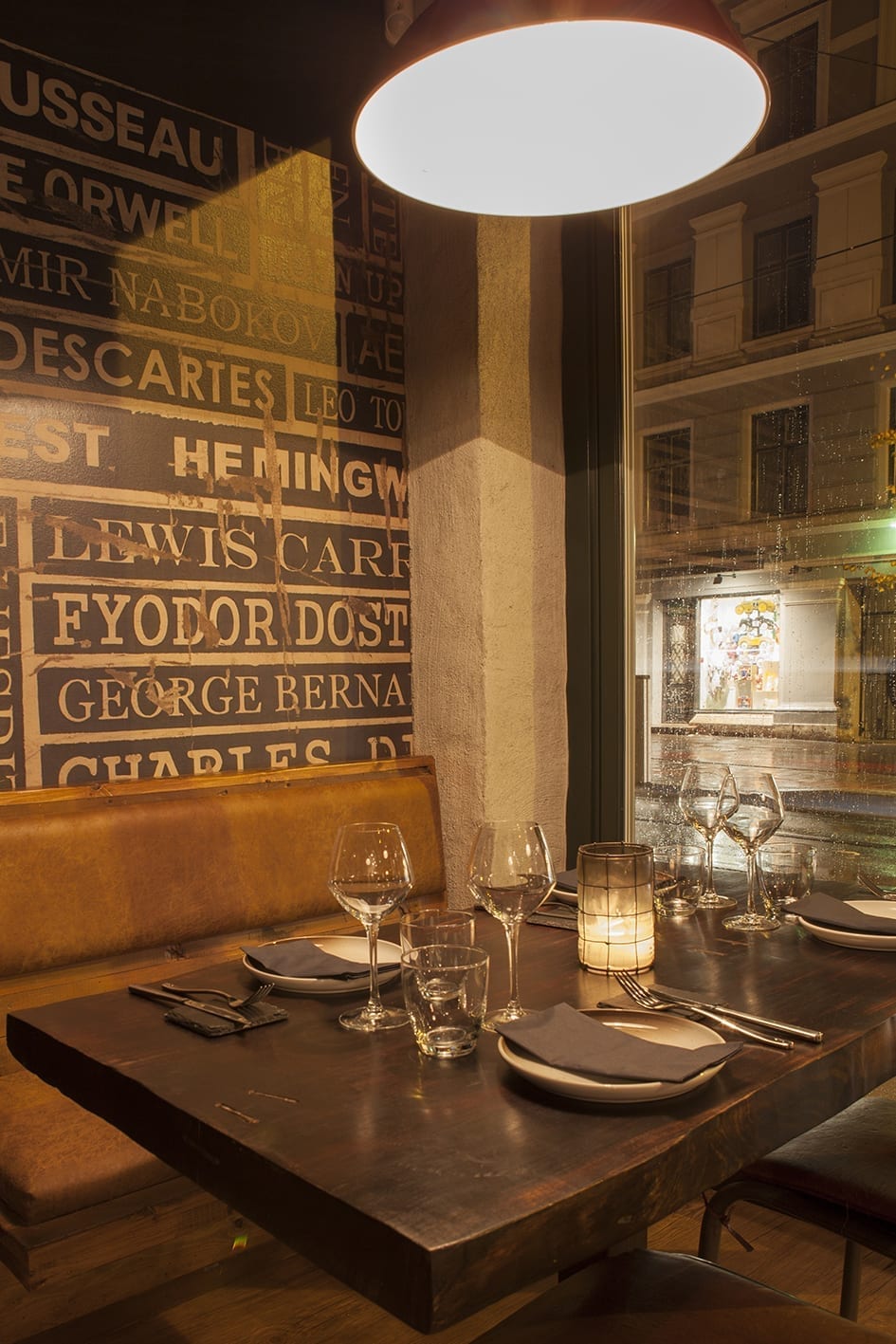 Photo.Projet d'intérieur dans les bars de tapas. Mobilier vintage