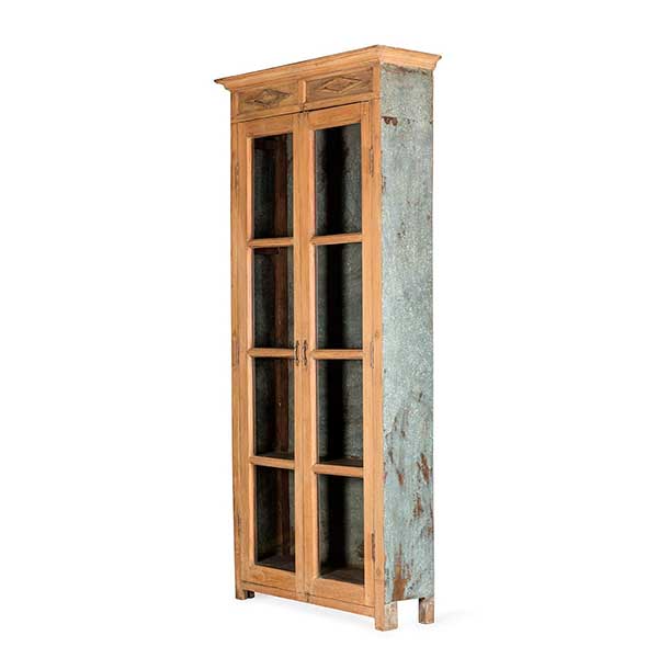 Mueble vitrina antiguo.