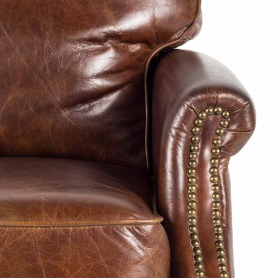 Detail picture of the Churchill armchair.