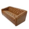 Vintage leather sofas to decorate offices.