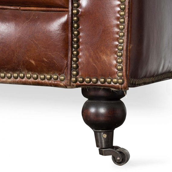 Detail picture of the Chester sofa. Francisco Segarra.