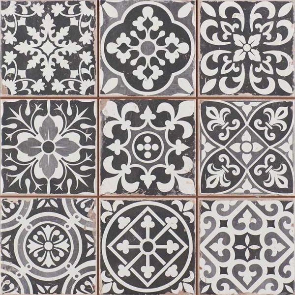 Picture of the black FAENZA tiles.