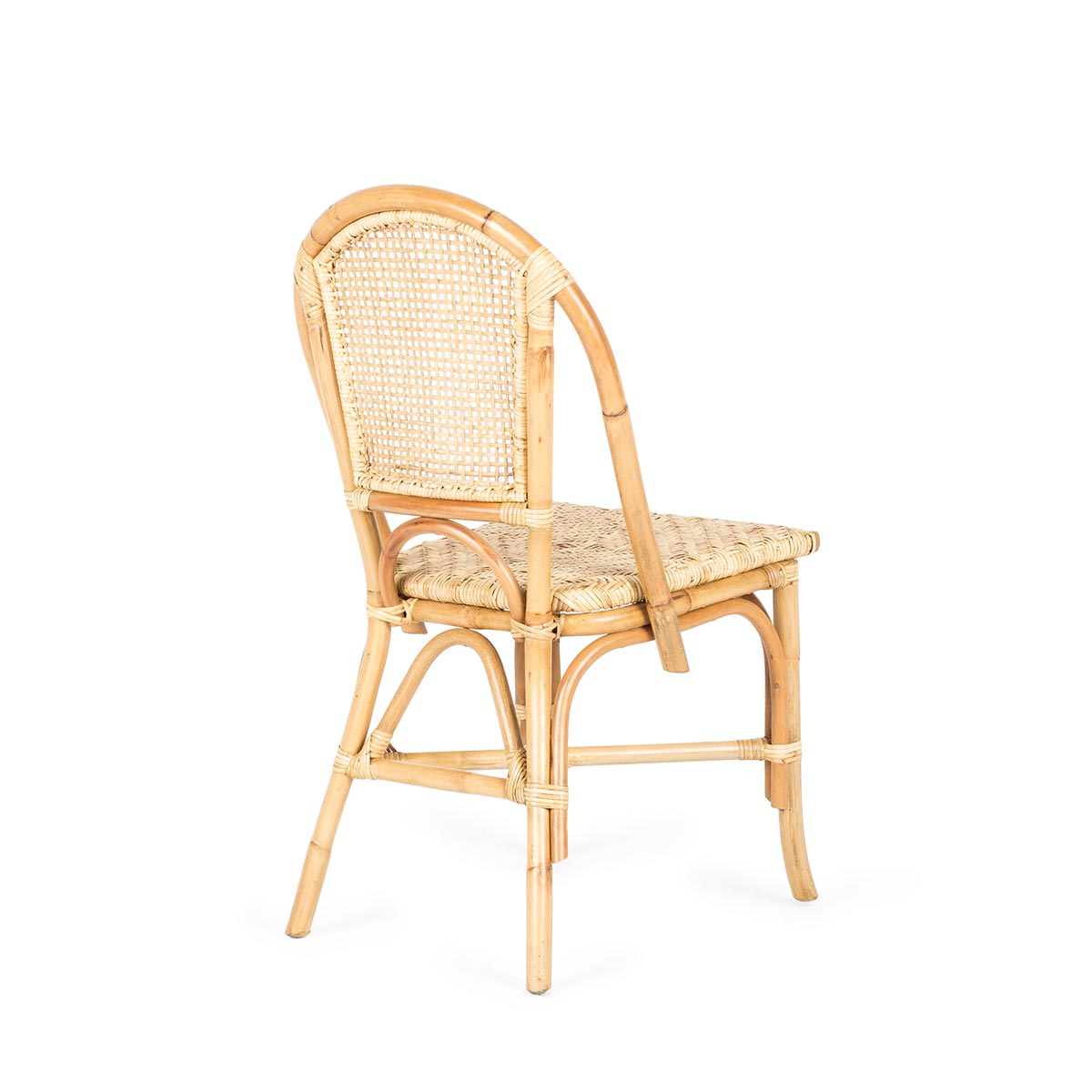 Chaises de jardin et terrasse pour espaces à l'air libre.