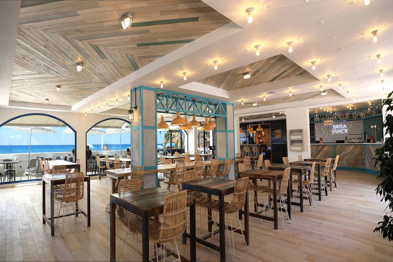 Restaurant interior design projects... Mediterranean decor.