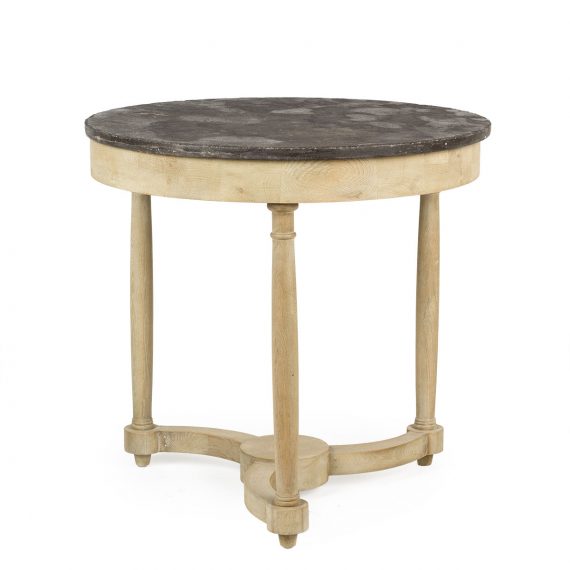 Rustic round tables FS.