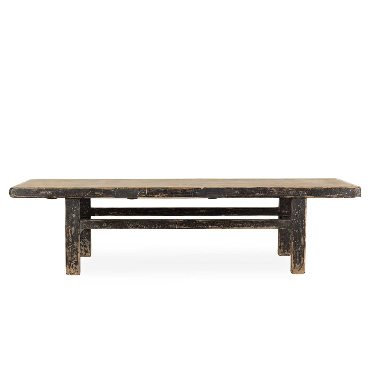 Mesa japonesa baja de diseño wabi-sabi.