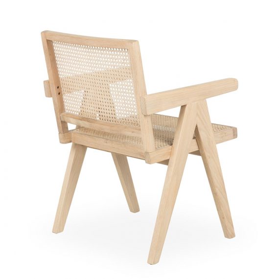 Chaise en bois et rotin naturel.