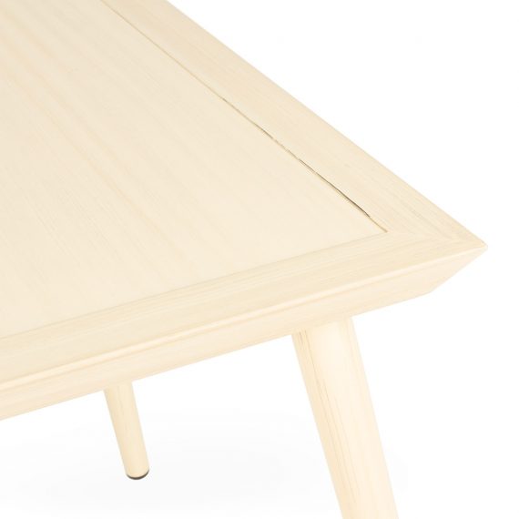 Online nordic table.