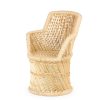 Chaises et fauteuils en bambou.