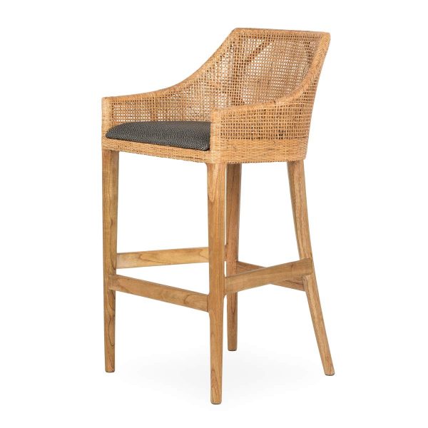 Counter stools in rattan.