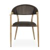 Chaises extérieur hôtellerie.