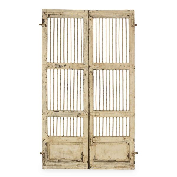 Porte ancienne.