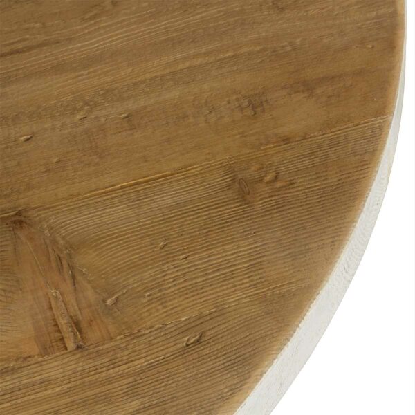 Mesa redonda de madera.