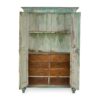 Ancienne armoire bois.