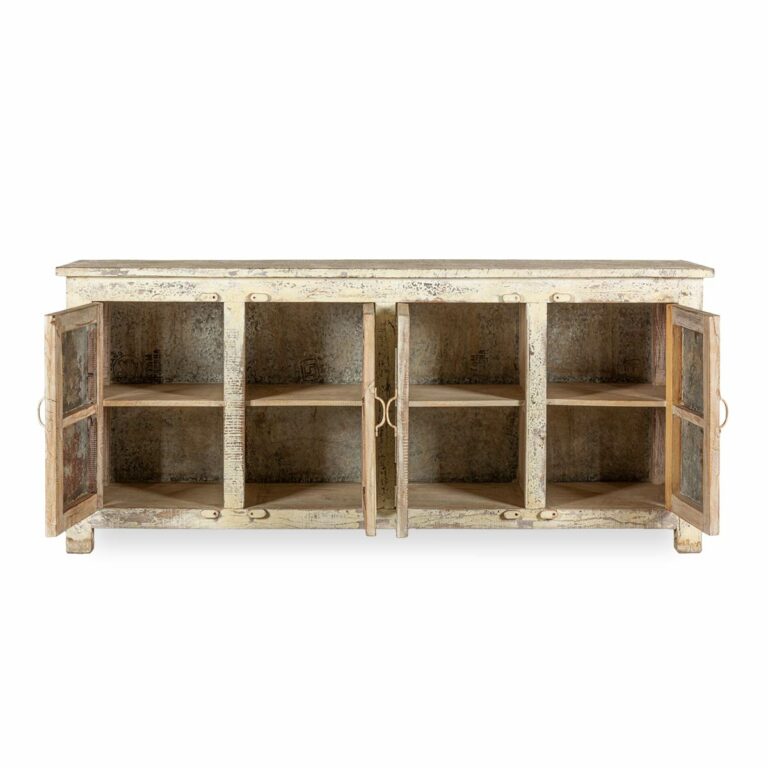 Secondhand display Collection by Francisco Segarra.