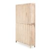 Muebles expositores antiguos.
