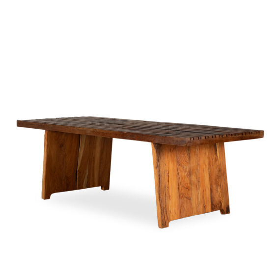 large dining table Juliane.
