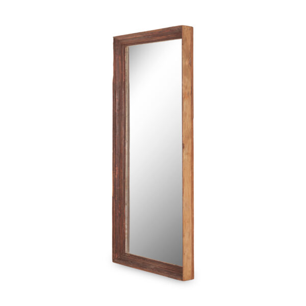 Mirrors antiques.