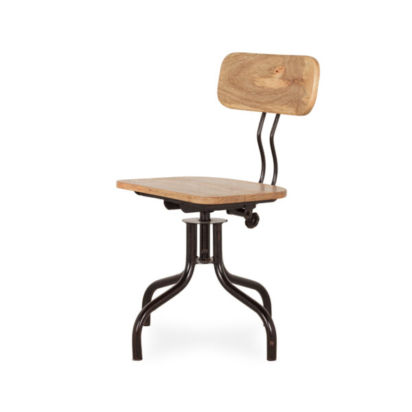 Silla estilo industrial.