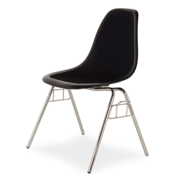 Chaise polypropylène.