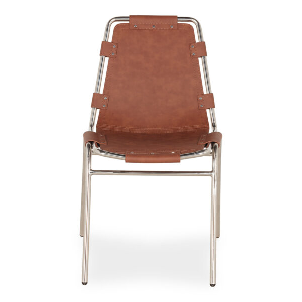 Chaises en cuir vintage.