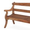 Bancos antiguos de madera.