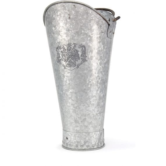 Large ice buckets.