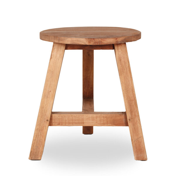 Tabouret bas en bois.