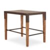 Mesa en hierro y madera.