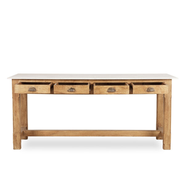 Frontal mesas de bar en mármol y madera.